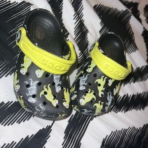 Toddler 7c dinosaur crocs